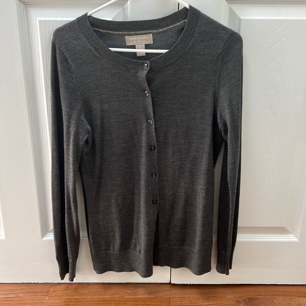 Gray cardigan- Banana Rep